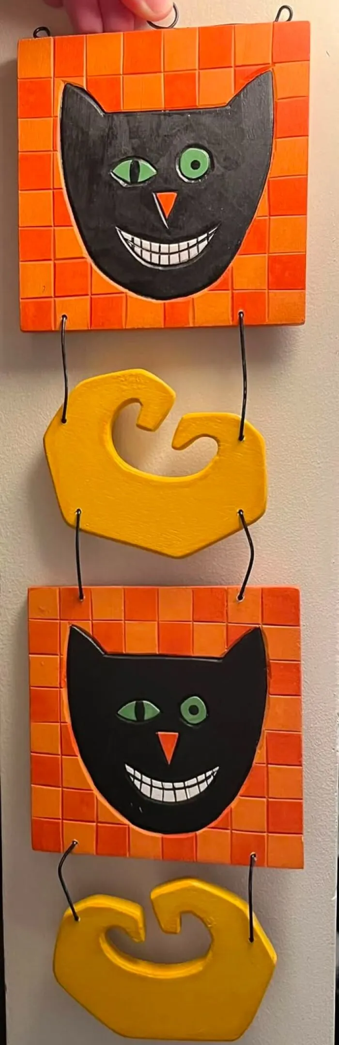 Hanging wooden Halloween black cat decoration, thrift store finds