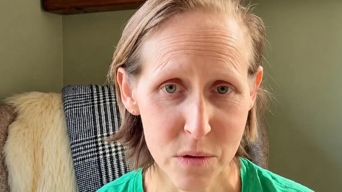 Mum Documents Her Cancer Battle For Thousands Online, Then Shares The Goodbye Nobody Wanted To See