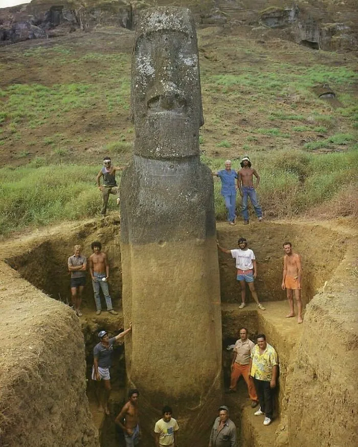 Archaeologists excavating a giant Easter Island Moai head reveal facts about the past