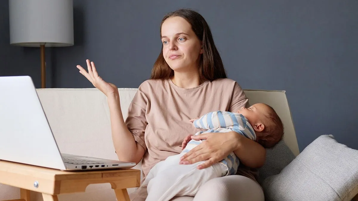 Friend Shows Up Late To Dinner And Casually Reveals Her 9-Month-Old Baby Is Home Alone In The Crib