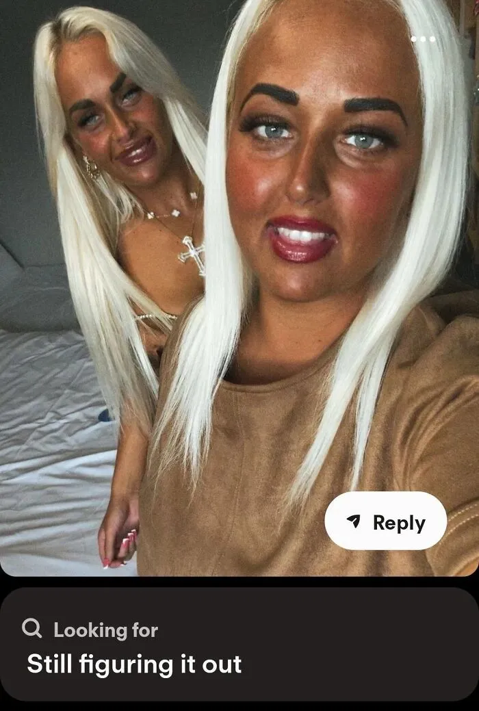 Two heavily tanned blonde women posing for a dating profile selfie representing funny Tinder stories.