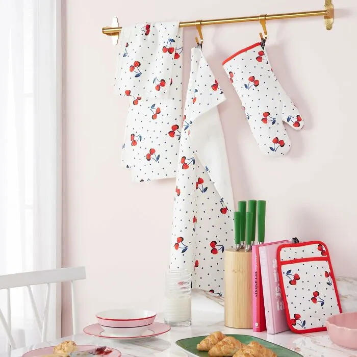 Cherry print towels and oven mitts trending for Big Deal Days