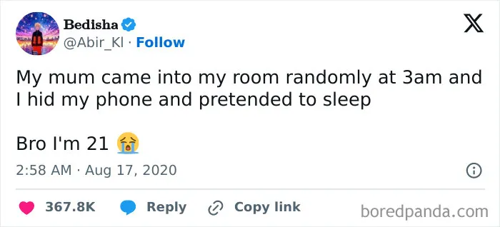 British dry humor tweet about pretending to sleep at 3am while hiding a phone