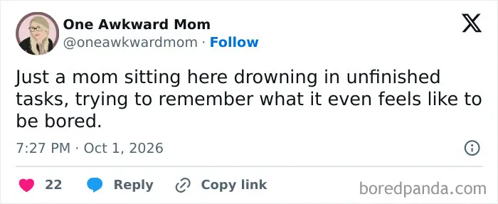 Relatable parenting tweets post by One Awkward Mom about a busy mom with unfinished tasks.