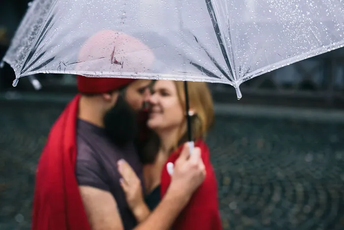 70 Absurd Things We Keep Believing Are Normal, Because Of Them Being Typical Movie Clichés