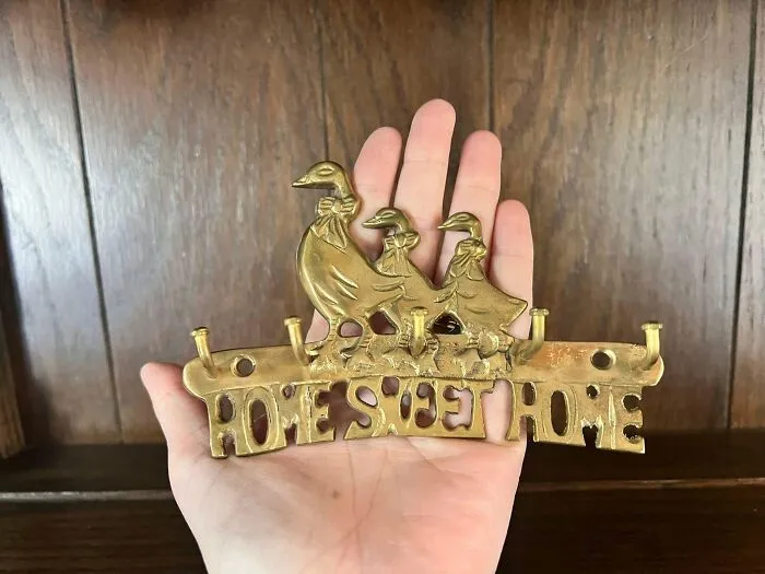 Brass home sweet home key holder with ducks design