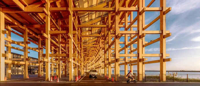 The Perspa Awards 2026 showcasing the intricate wooden scaffolding architecture of a grand modern building.