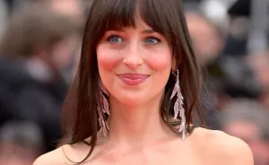 'She Likes It Gross And Dirty’: Internet Slammed Dakota Johnson After Insider Share Her Intimate Life With MGK