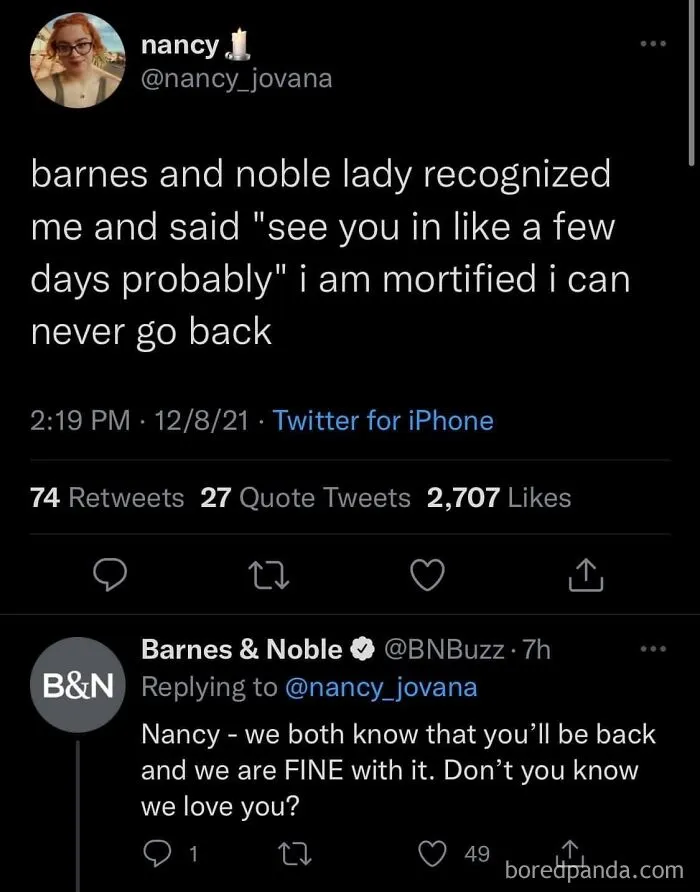 A wholesome meme showing a tweet exchange between a customer and Barnes and Noble customer service.