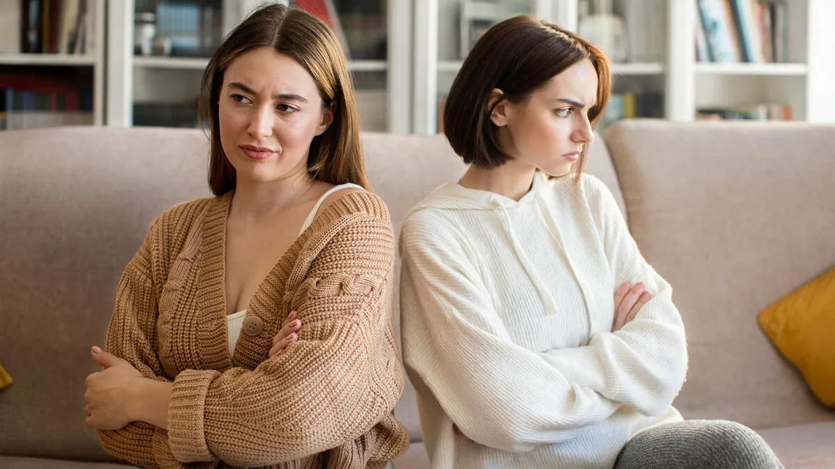 Sister Makes Sure Everyone Knows How Much She Doesn't Like Kids, Is Still Shocked Family Resents That