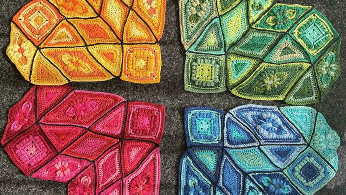 79 Crochet Masterpieces That Show What Happens When Creativity Meets A Hook And Yarn (New Pics)