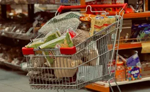 Store Insists Woman Return 215 Lbs Of Groceries Over A Checkout Mistake, Gets Exactly What It Asked For