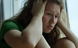 Woman Notices Boyfriend's Phone Dings Every Time She Texts, Uncovers Disturbing Truth