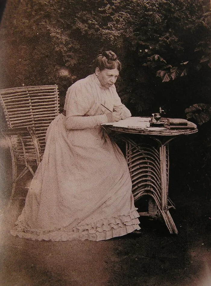 40 Inventions And Discoveries That Are Known To Be Made By Men But They Were Actually Women’s Hard Work