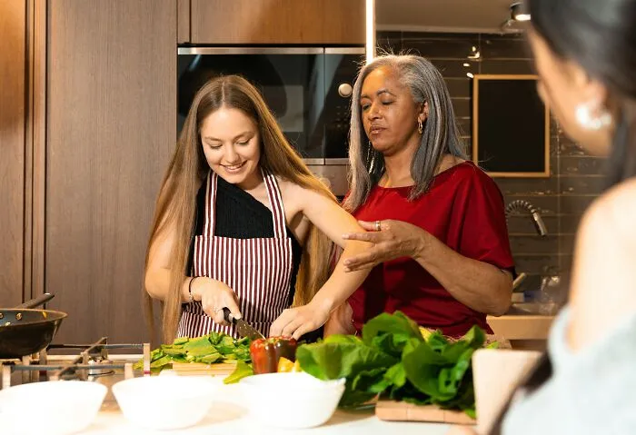 Mother In Law Only Makes The Girls Do Everything