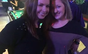 84 Photos That Accidentally Captured Something Hilarious Or Interesting In The Background (New Pics)