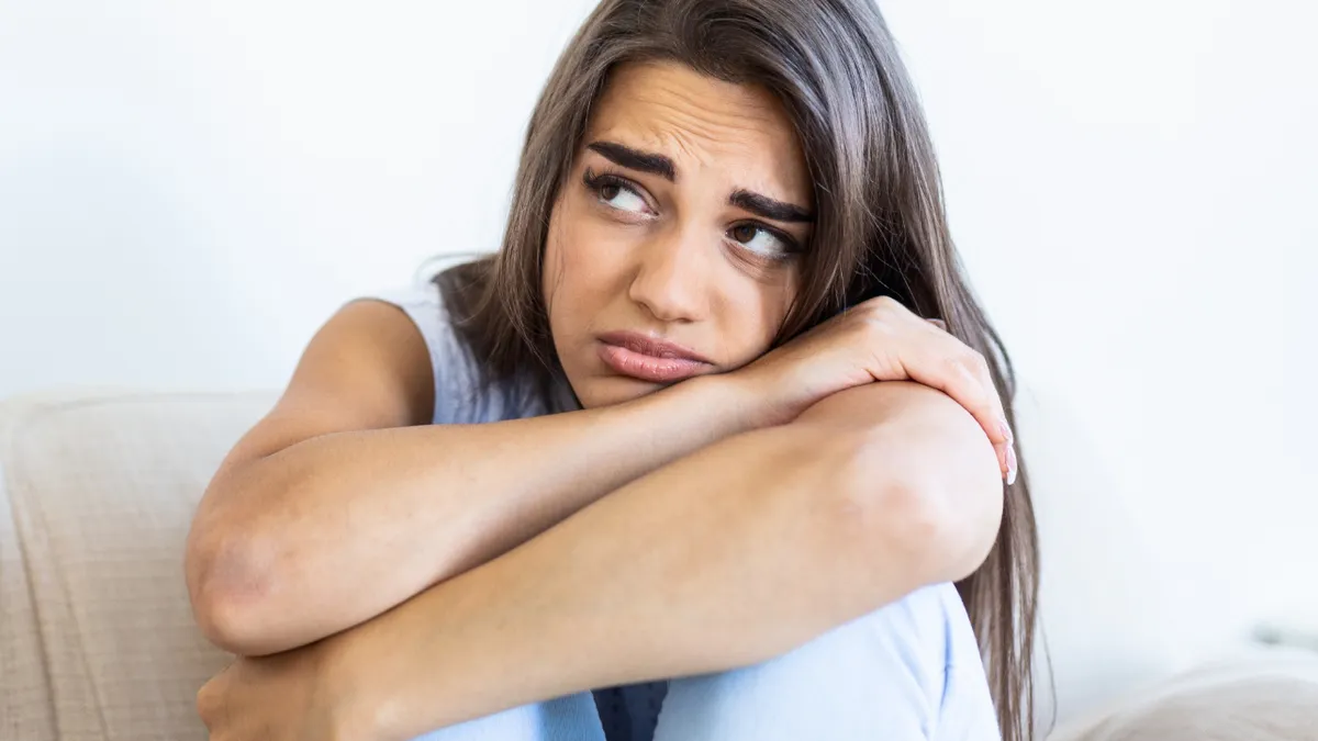 Dad Does The Bare Minimum For 25 Years, Mad When Daughter Won’t Give Him The Biggest Wedding Honor