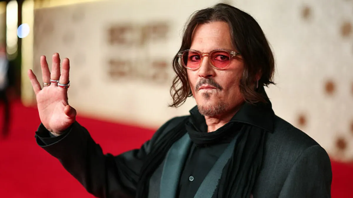 Johnny Depp-Linked Air Hostess Exposes The “Dirty Secrets” Of The Mega-Rich After Her World Came Crashing Down