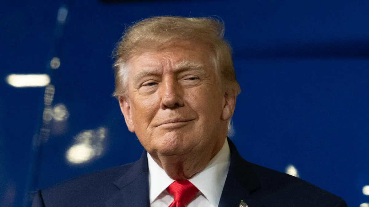 Expert Weighs In After Trump's Odd Stance In Viral Video Leads To Speculation