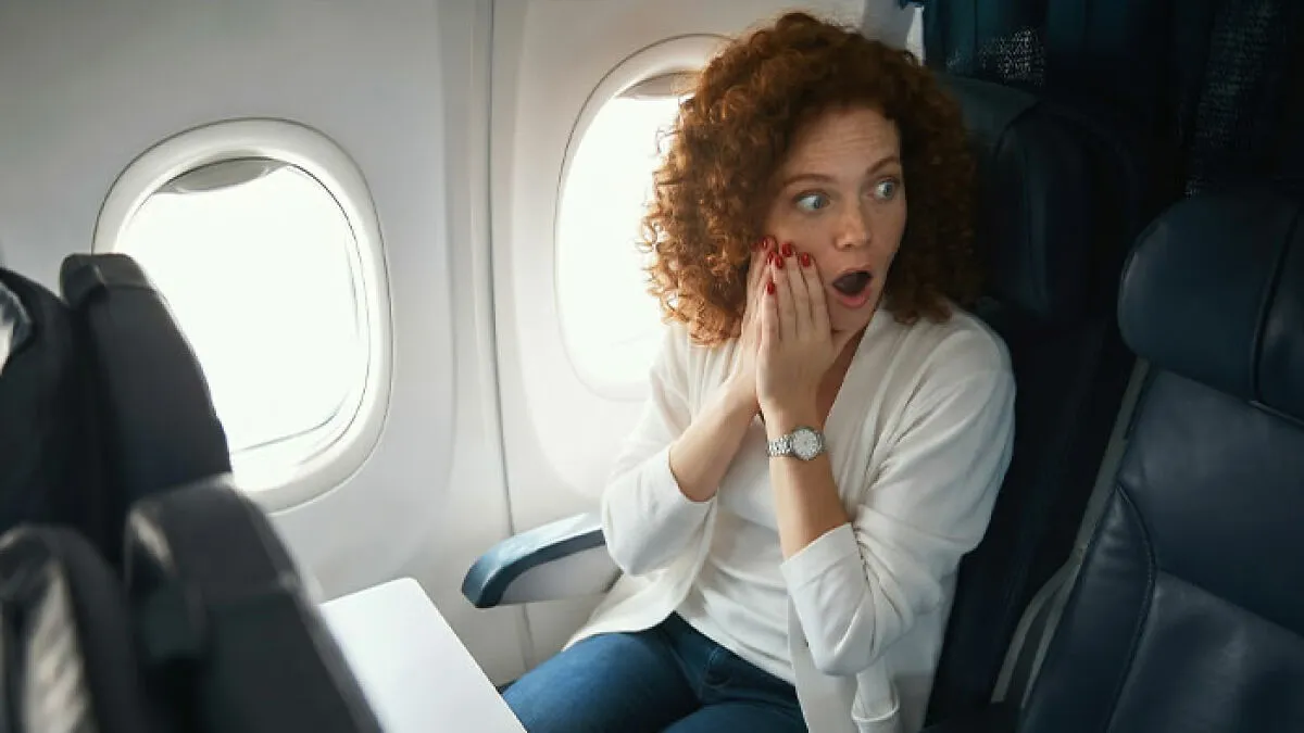 Intoxicated Woman Rubs Passengers The Wrong Way By Pleasuring Herself On American Airlines Flight