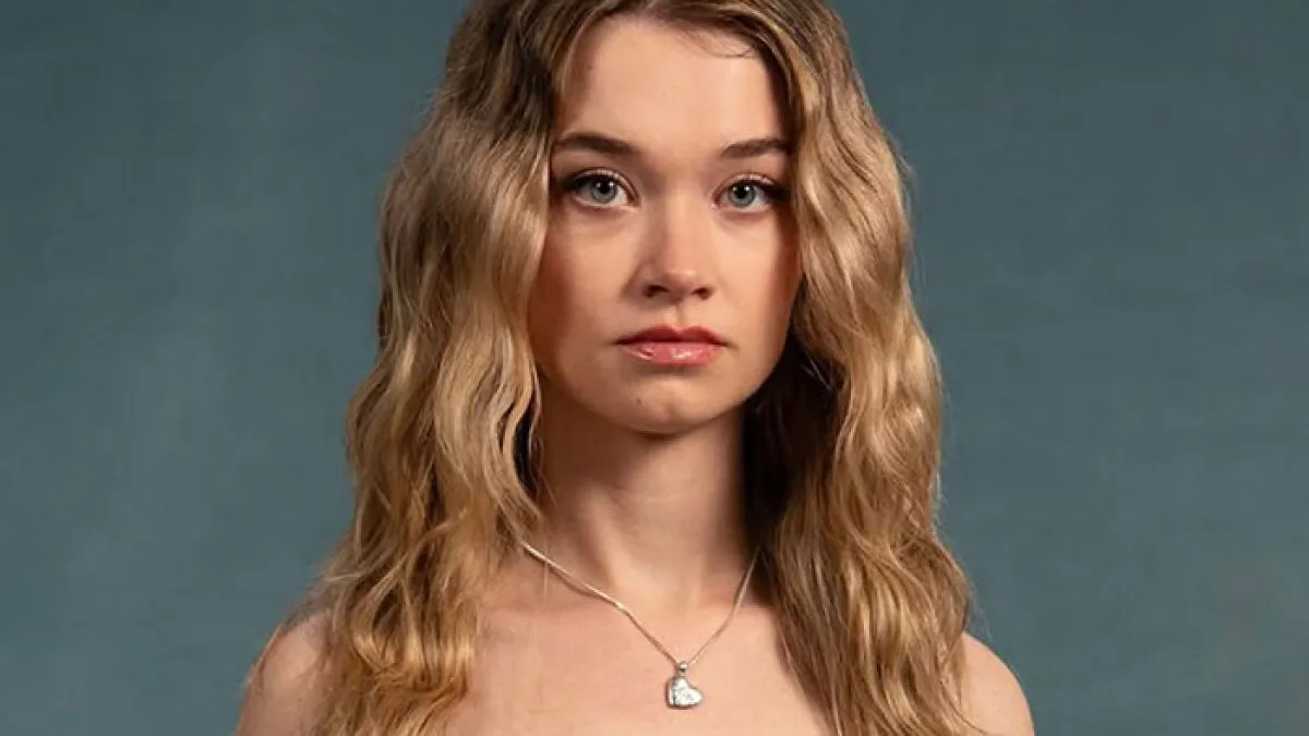 "Most Unlikeable Person Of 2026": Hollywood Rising Star Sparks Frenzy With Chilling Role In Stephen King Remake
