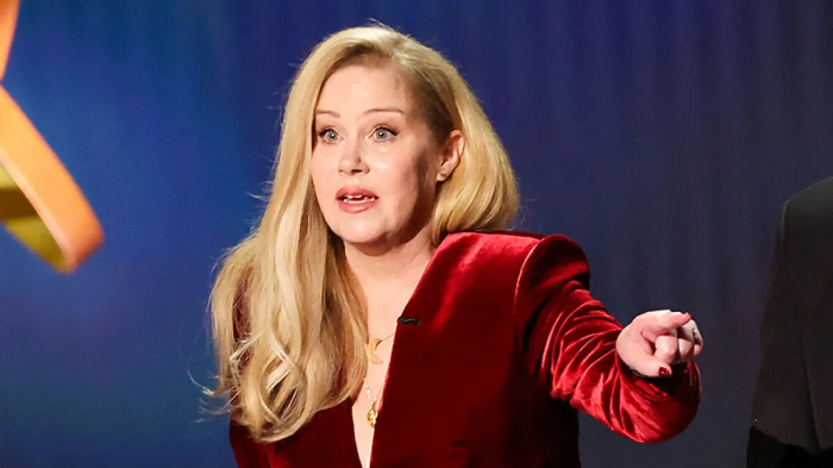 Christina Applegate Breaks Down In Tears As She Reveals She Doesn't Actually Have MS