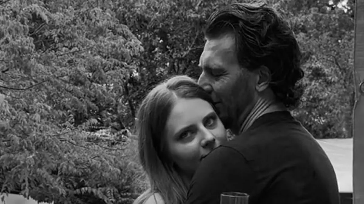 Woman Proudly Shows Off Her Close Bond With Dad, But Viewers Spot Something In Their Embrace That Raises Concerns