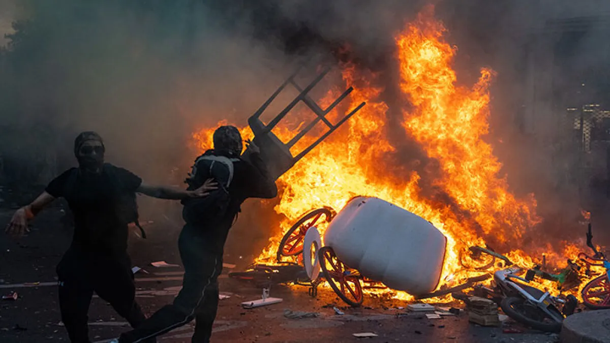 Looters In France Hit With Ultimate Poetic Justice After Receiving Nightmare Notification Amid Crackdown