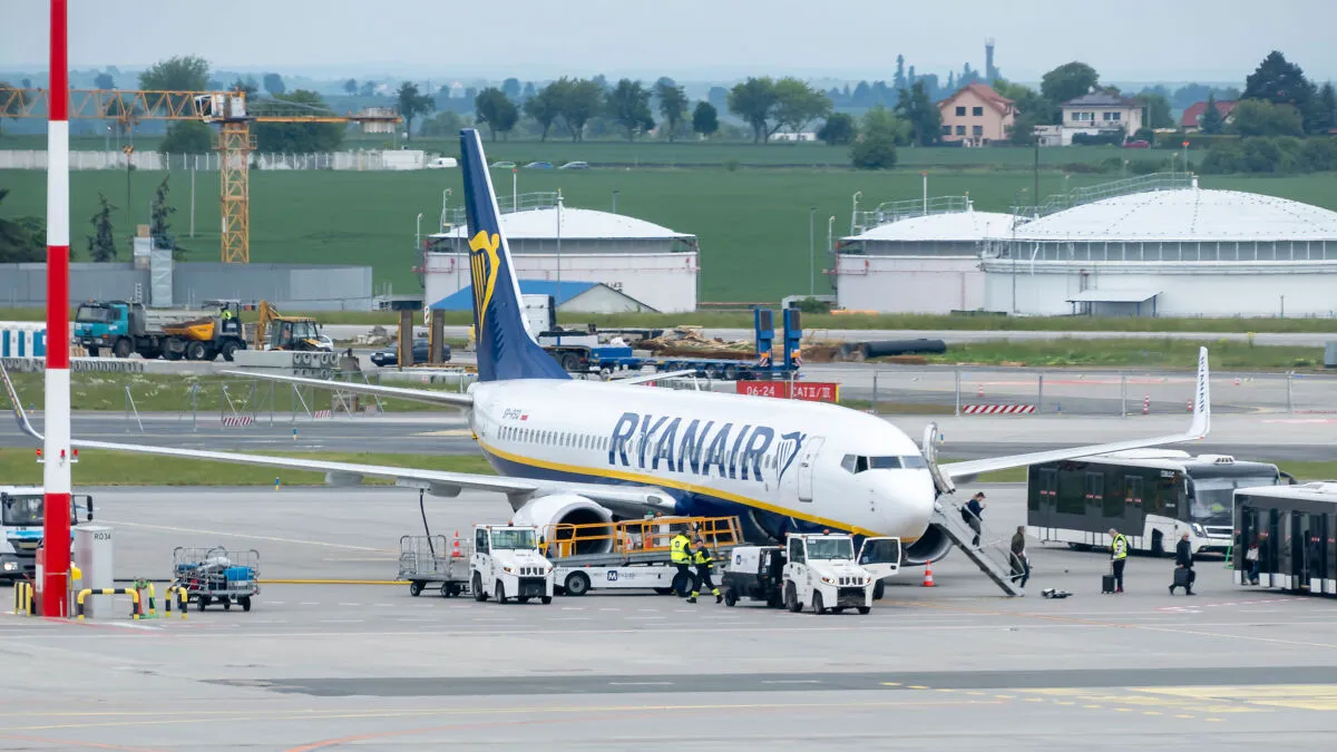 "Most Egregious Airport Gate Change In History": Airline Blasted Over "Diabolical" Last-Minute Notice