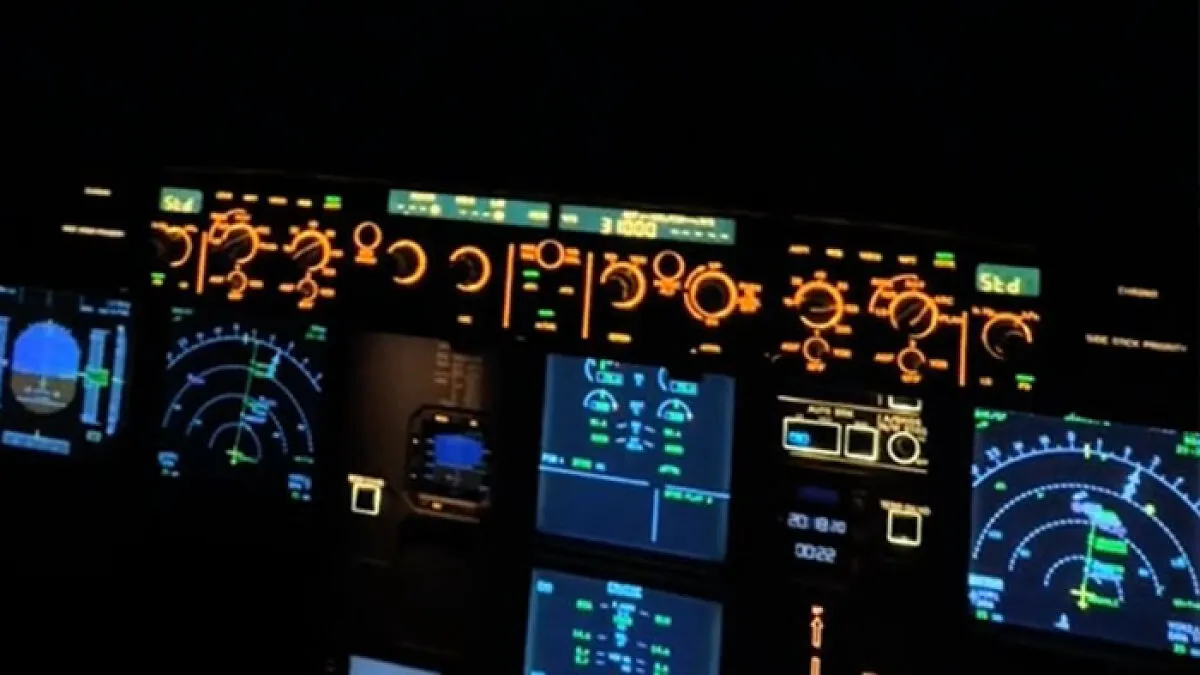 "New Fear Unlocked": Pilot’s Cockpit Video Shocks Millions As Viewers Discover The Reality Of Nighttime Flying