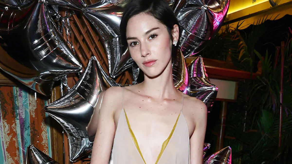 Gracie Abrams' Transformation At Party Deemed "Concerning" As Fans Fear She's Victim Of Disturbing Hollywood Trend