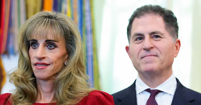 El multimillonario Michael Dell no se calla sobre las burlas hacia su esposa Susan