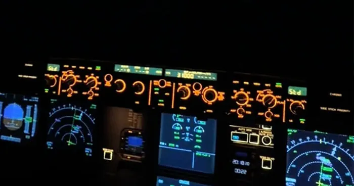 "New Fear Unlocked": Pilot’s Cockpit Video Shocks Millions As Viewers Discover The Reality Of Nighttime Flying
