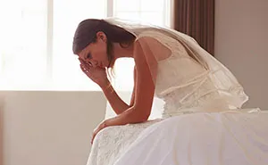 Dad Threatens To Skip Daughter’s Wedding If She Invites Cheater Mom, She’s Fed Up With Their Drama