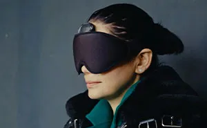 Scientist Retreats Into Total Darkness For 5 Days, Her Body And Brain Begin Responding In Unexpected Ways