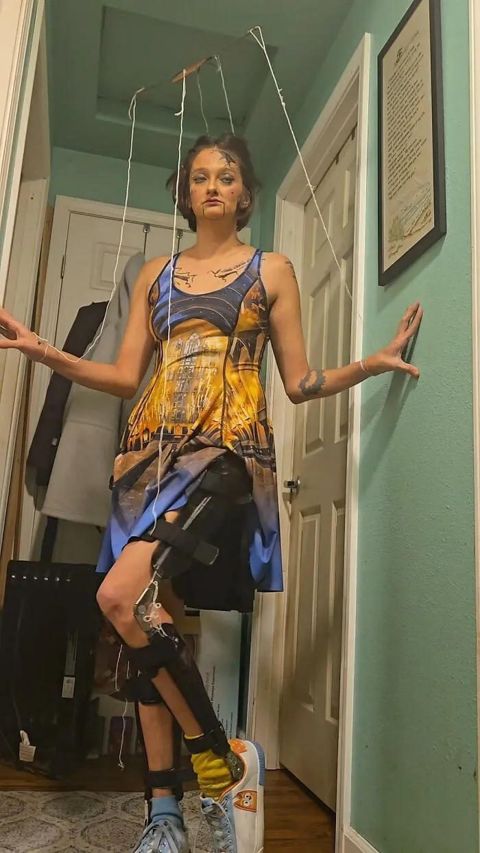 Creative marionette puppet costume featuring leg braces for Halloween.