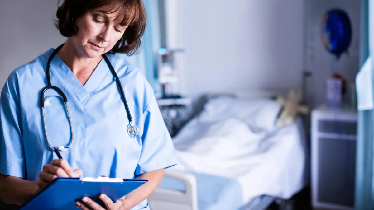 63 Medical Professionals Reveal What They’d Tell Patients If There Were No Consequences