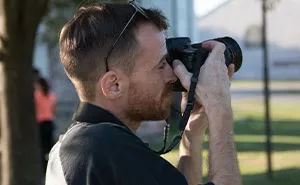 Couple Leaves Photographer A 3-Star Review, Then Gets A Response They Never Expected