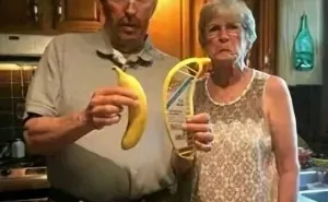 59 People Who Provided Great Entertainment Value By Simply Leaving An Amazon Review (New Pics)