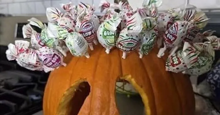 We Need You To Vote On The 25 Best Halloween Candies Because Democracy Should Absolutely Apply Here