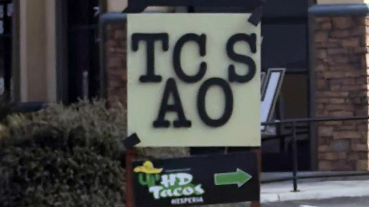 95 Terribly Designed Signs That Were Probably Not Proofread Even Once (New Pics)
