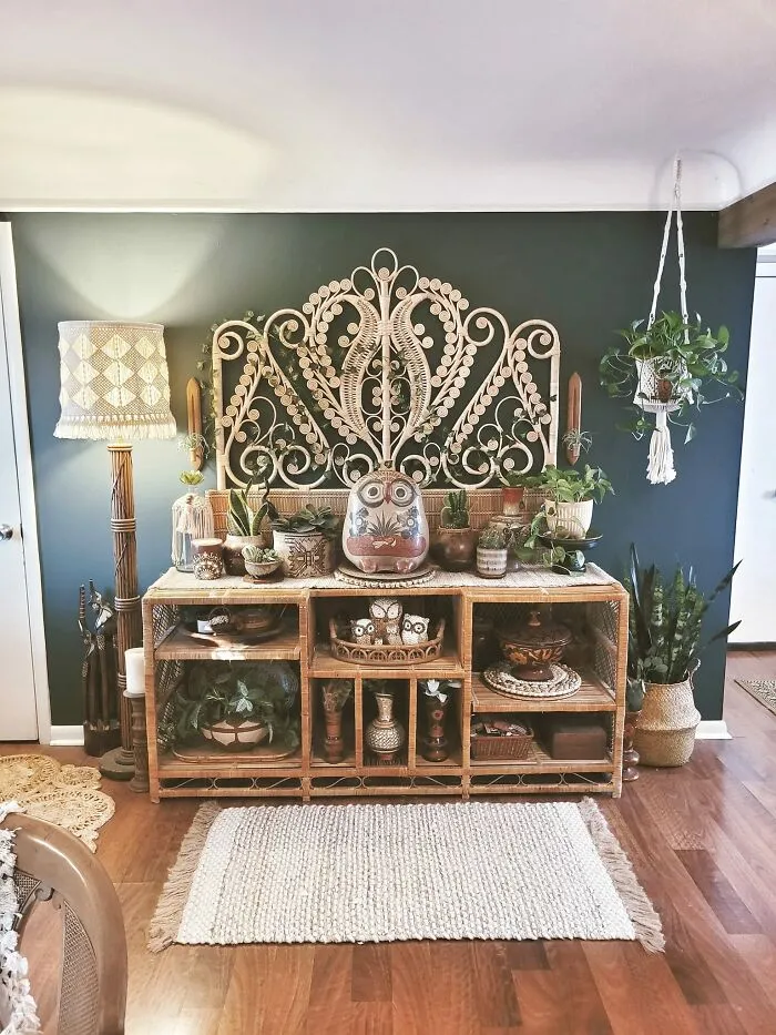 A bohemian style entry console table given a home makeover