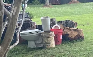 65 Infuriating Photos Of Neighbors Who Clearly Think The Rules Of Living Next To Others Don’t Apply