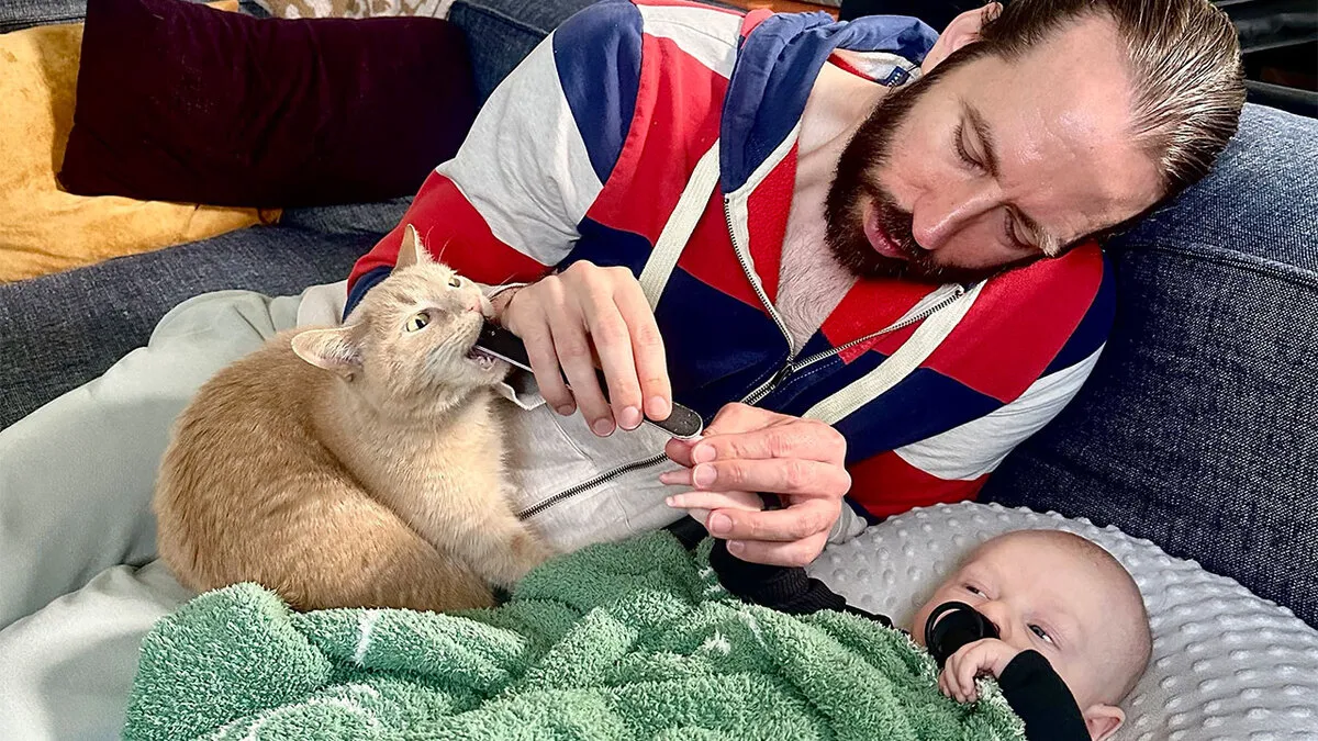 45 Adorable Photos Of Pets Looking After Babies, Shared By People Online
