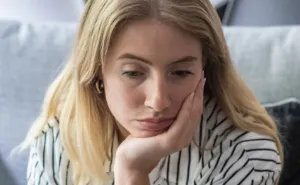 Woman Betrays Sister In Worst Way Possible, Wants Everything To Remain The Same