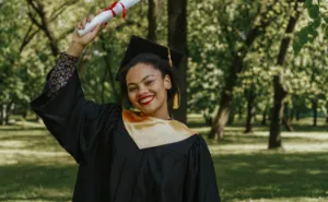 Student Doesn’t Hesitate To Start Spending $760K That Randomly Appeared In Her Account One Day