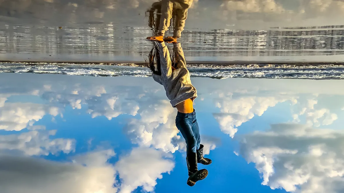 This Photographer Took 30,000 Photos Across 16 Different iPhones, And Here Are 27 Results