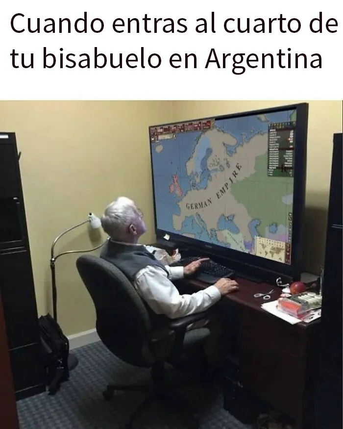 20 Divertidos memes que explican la historia de forma muy distinta a los libros