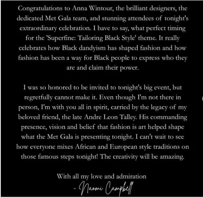 Naomi Campbell insistió en que había sido invitada a la gala