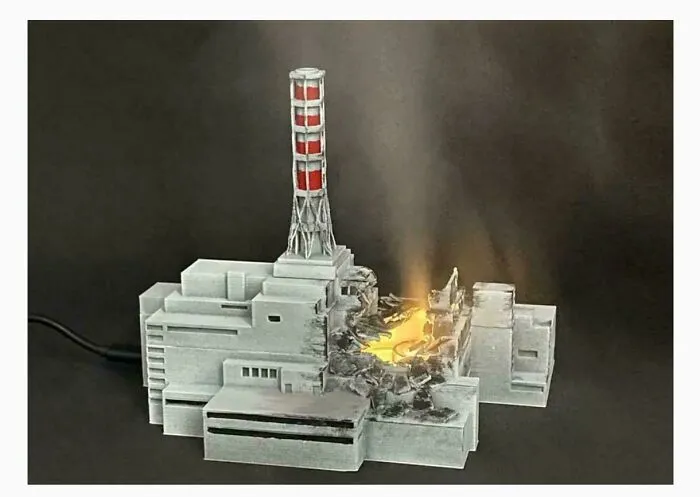 Humidificador en forma de la planta nuclear de Chernobyl